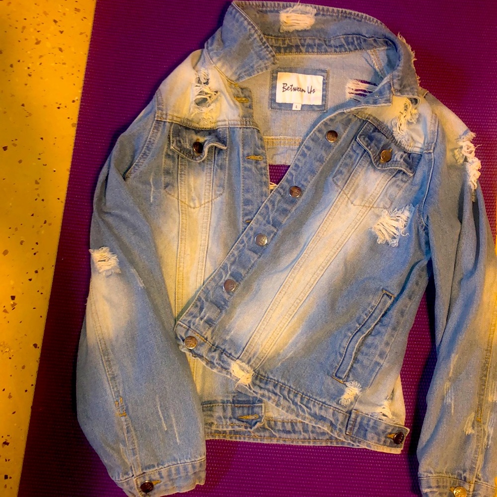 This item was worn one time